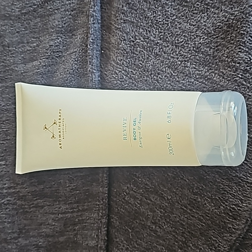 Aromatherapy Associates London Revive Body Gel Energize & Awaken